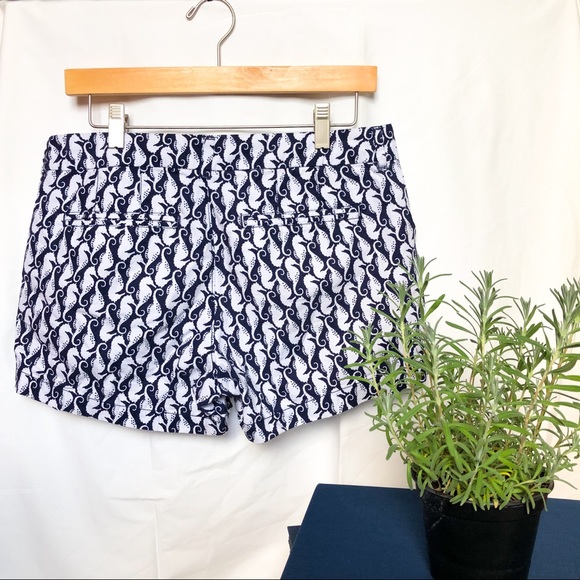 Old Navy Shorts - Picture 2 of 2